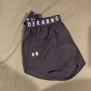 Underarmour shorts